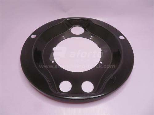 Кожух пылезащитный ступицы передней HOWO