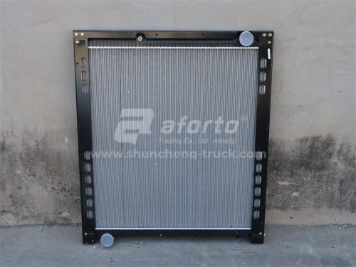 Радиатор охлаждения HOWO 70T новая модель