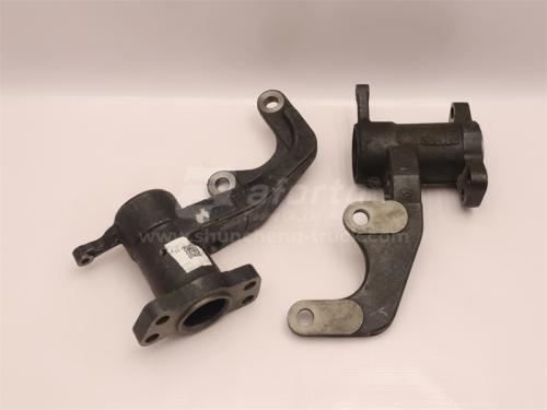 Кронштейн поворотного кулака HOWO TX  VGD95 передний мост левый(оригинал)