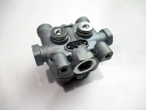 Клапан 4-х контурный защитный VOLVO (AE4428)