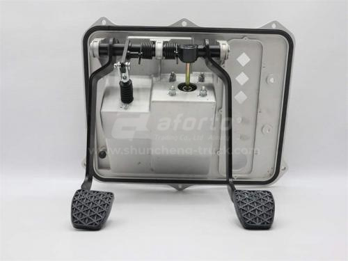 Кронштейн педалей SHAANXI M3000 в сборе (оригинал)