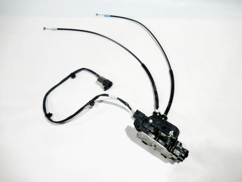 Замок двери кабины с тягой SHAANXI H3000S/M3000S левый (оригинал)