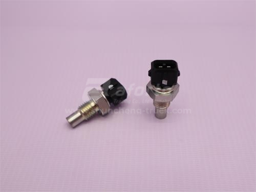 Датчик температуры охлаждающей жидкости D10 (оригинал)