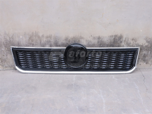 Решетка капота SHAANXI X3000/X5000 2019 самосвал черная