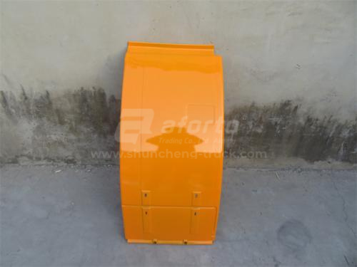 Брызговик SHAANXI F2000 переднего колеса желтый правый