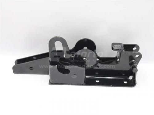 Кронштейн торсиона кабины SHAANXI F3000/X3000 правая