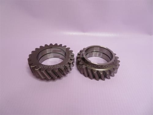 Шестерня масляного насоса промежуточная WD615 (оригинал)