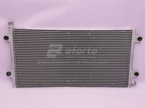 Радиатор кондиционера HOWO (оригинал)