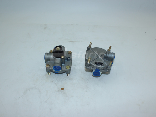 Клапан ускорительный SHAANXI X3000/X5000/X6000/L3000 0105 Pener