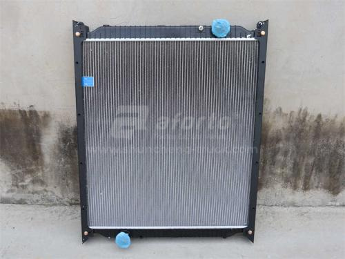 Радиатор охлаждения HOWO 0276/0277 пластмассовый