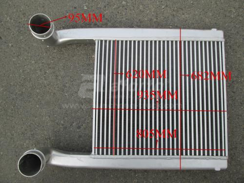 Радиатор интеркулера NORD BENZ 0202