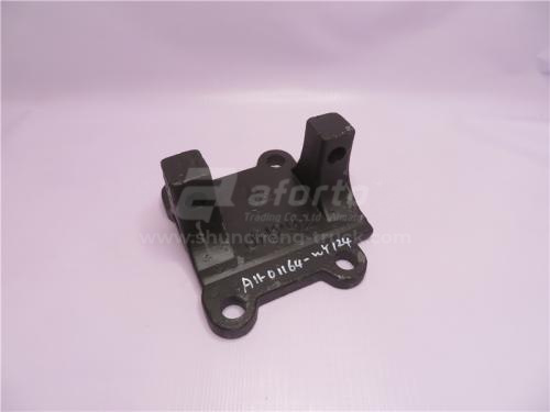 Кронштейн тяги реактивной STEYR 6*4/8*4 нижней правый