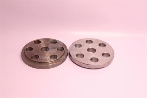 Крышка прижимная подшипника балансира HOWO 70T AC26