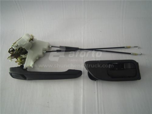 Замок двери кабины DONGFENG TIANLONG в сборе правой