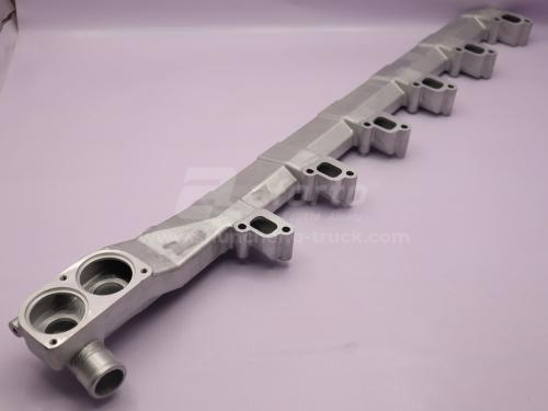 Труба подачи антифриза из ГБЦ WD618/WD12 (оригинал)