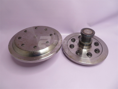 Палец седла прицепа HOWO D = 50 в сборе