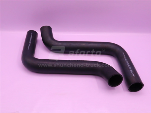 Патрубок радиатора SHAANXI M3000/H3000S верхний 60*72*290/125 QINYAN
