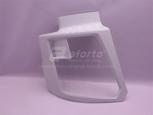 Накладка бампера HOWO V7 правая