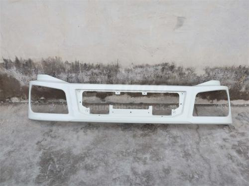 Бампер SHAANXI L3000 самосвал пластмассовый без цвета (оригинал)