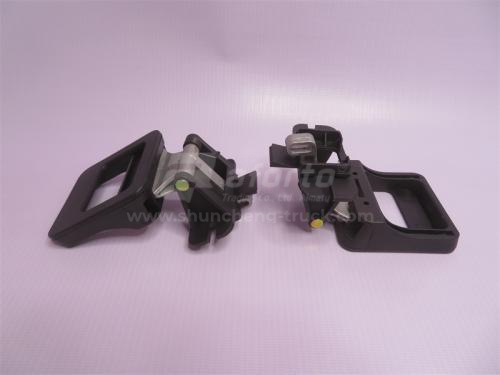 Ручка двери кабины внутренняя HOWO (2шт)