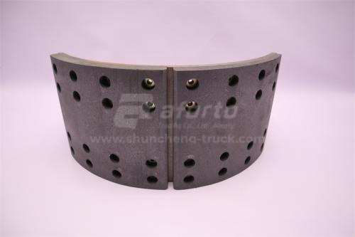 Колодки тормозные передняя HOWO 70T