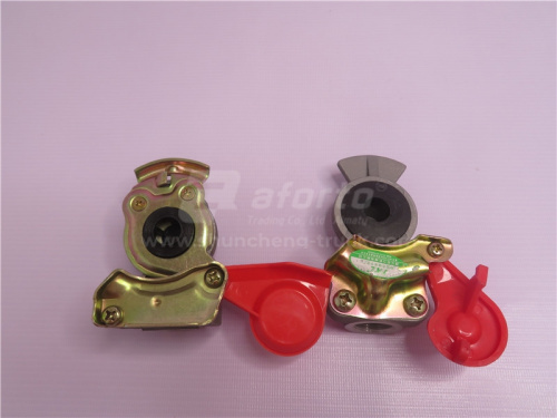 Разъём сцепной воздушный с клапаном 22mm