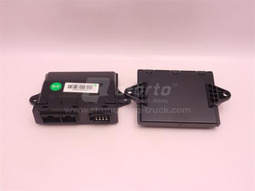 Блок управления SITRAK/HOWO TX центрального замка и стеклоподъемников правая (оригинал)