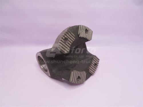 Фланец кардана HOWO D = 180 /крестовина 170*62 /Отверстий = 4