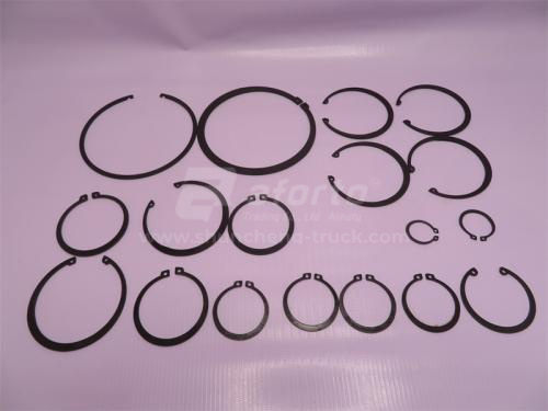 Кольца стопорные КПП комплект SINOTRUK (набор)