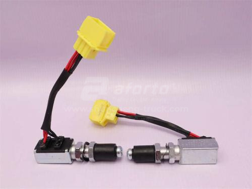 Датчик стоп сигналов HOWO 2008/HOWO A7 (оригинал)