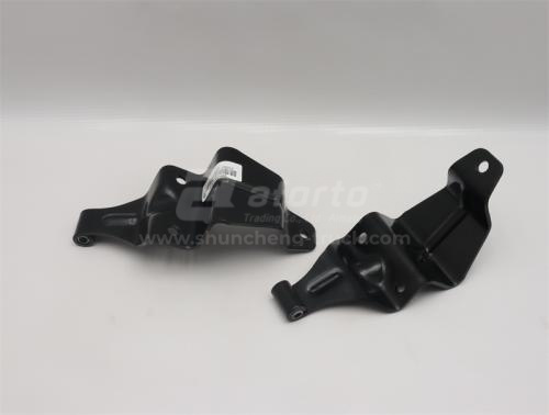 Навес капота левый HOWO TX (оригинал)