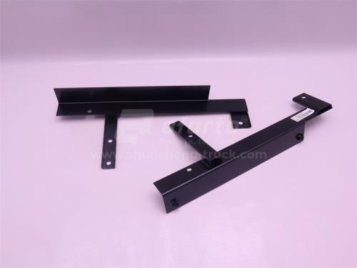 Кронштейн ящика инструментов HOWO TX правая (оригинал)