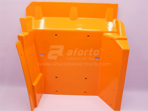 Щиток подножки SHAANXI F3000 (самосвал) правая желтый