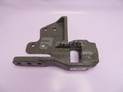 Гак буксирный  HOWO 0106