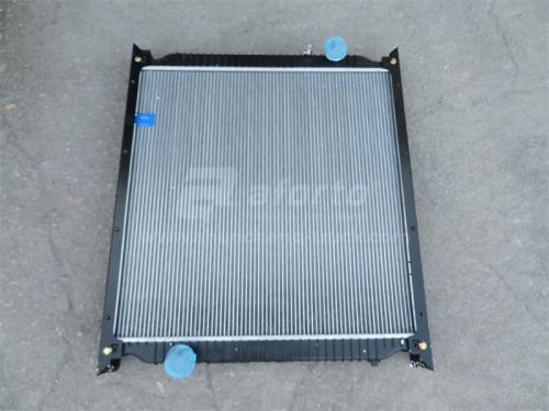 Радиатор охлаждения HOWO пластмассовый новая модель
