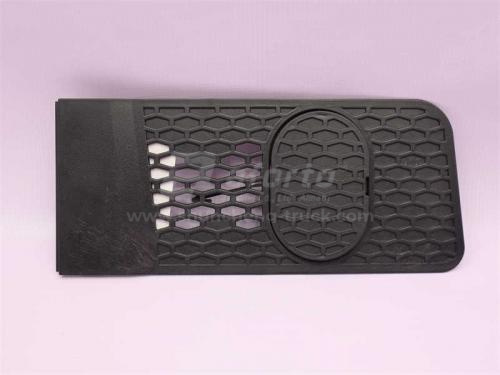 Решётка бампера SHAANXI X3000 самосвал черная правая