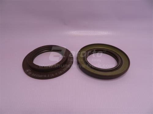 Сальник дифференциала  STEYR 85*135*8/19.5 QINYAN