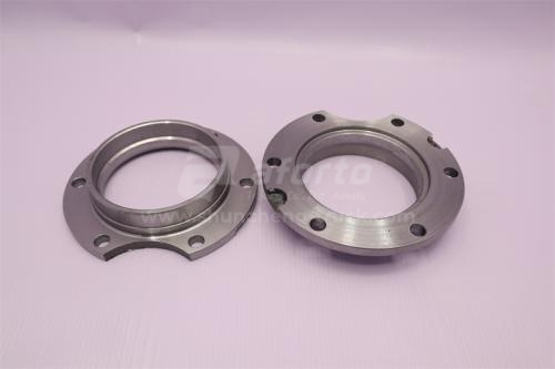 Крышка подшипника STEYR хвостовика среднего моста заднего