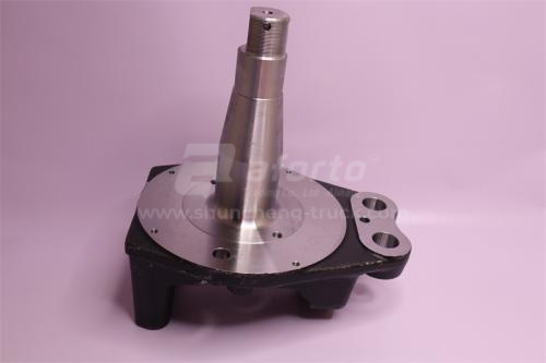 Кулак поворотный HOWO левый (хорошее качество)