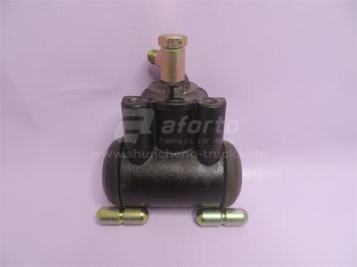 Цилиндр тормозной главный XCMG XP302