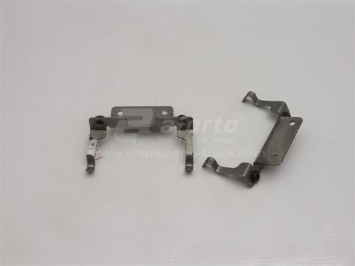 Кронштейн замок капота  HOWO TX  (оригинал)