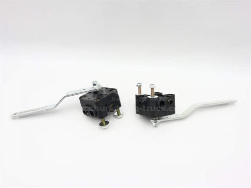 Кран регулятор уровня SHAANXI X3000 задняя левого