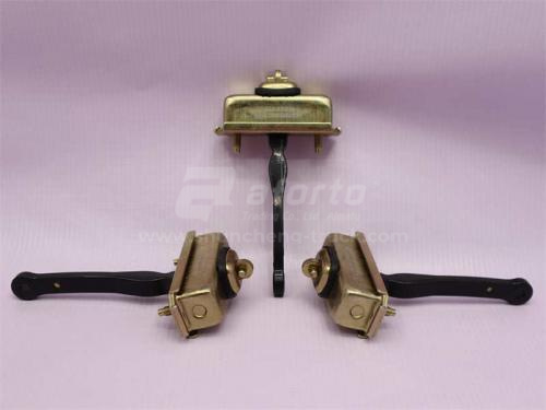 Ограничитель двери SHAANXI M3000/L3000 левая (оригинал)