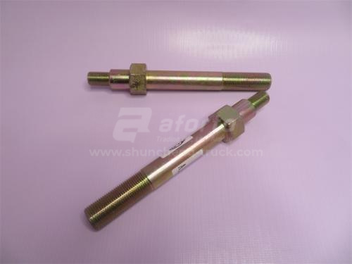 Палец рессоры SHAANXI F3000 передней (болт) передний правый
