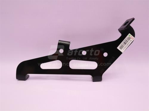 Кронштейн козырька солнцезащитного HOWO 2010/V7 левый наружный (оригинал)