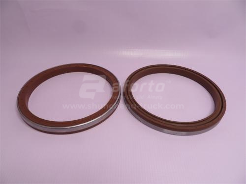 Сальник ступицы передней HOWO 70T 165*195*16.5/18 XINHE