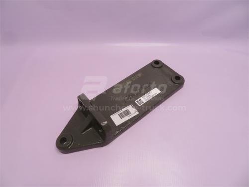 Кронштейн подушки двигателя HOWO 2008 задней