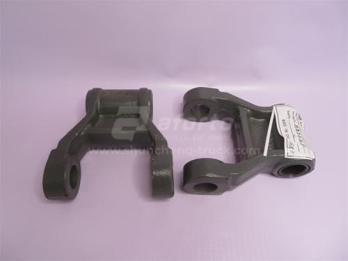 Серьга рессоры передней HOWO 70T 32mm (оригинал)