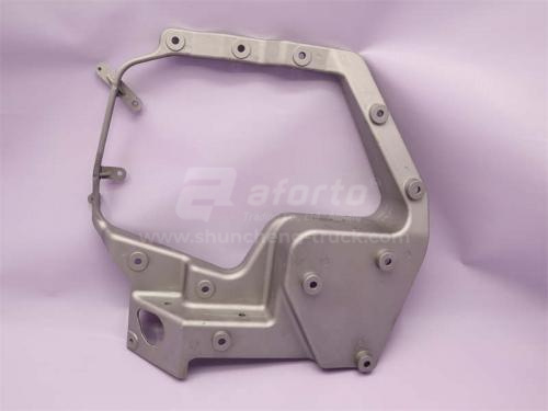 Кронштейн крепления передней фары HOWO A7 левый (алюминевый)