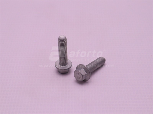 Болт с шляпкой 8*30*1.25 распределитель топливный WEICHAI WP10.340E22